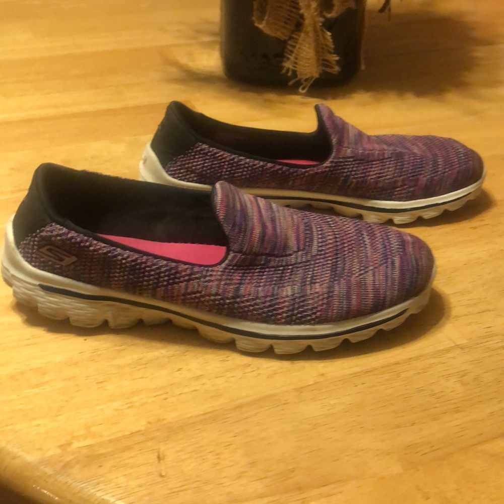 Woman’s Skechers Go Walk 2